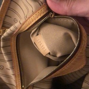 Authentic Louis Vuitton purse